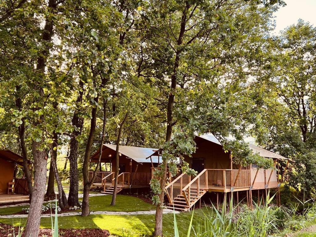 Zatoria Luxury Glamping Zator 호텔 외부 사진